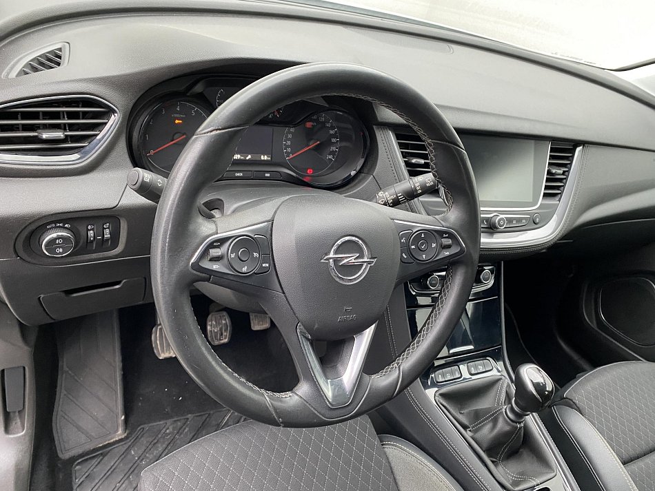 Opel Grandland X 1.2T Edition