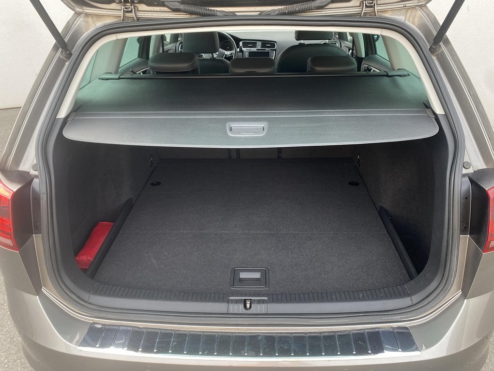 Volkswagen Golf 2.0 TDi Highline