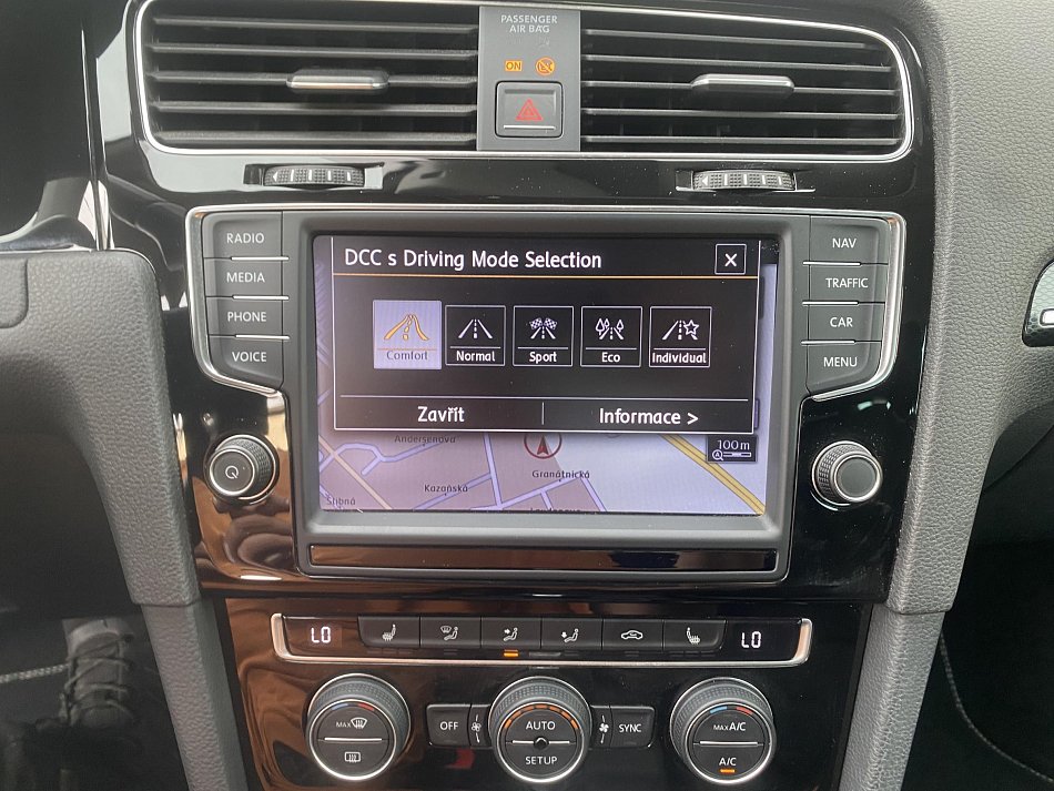 Volkswagen Golf 2.0 TDi Highline