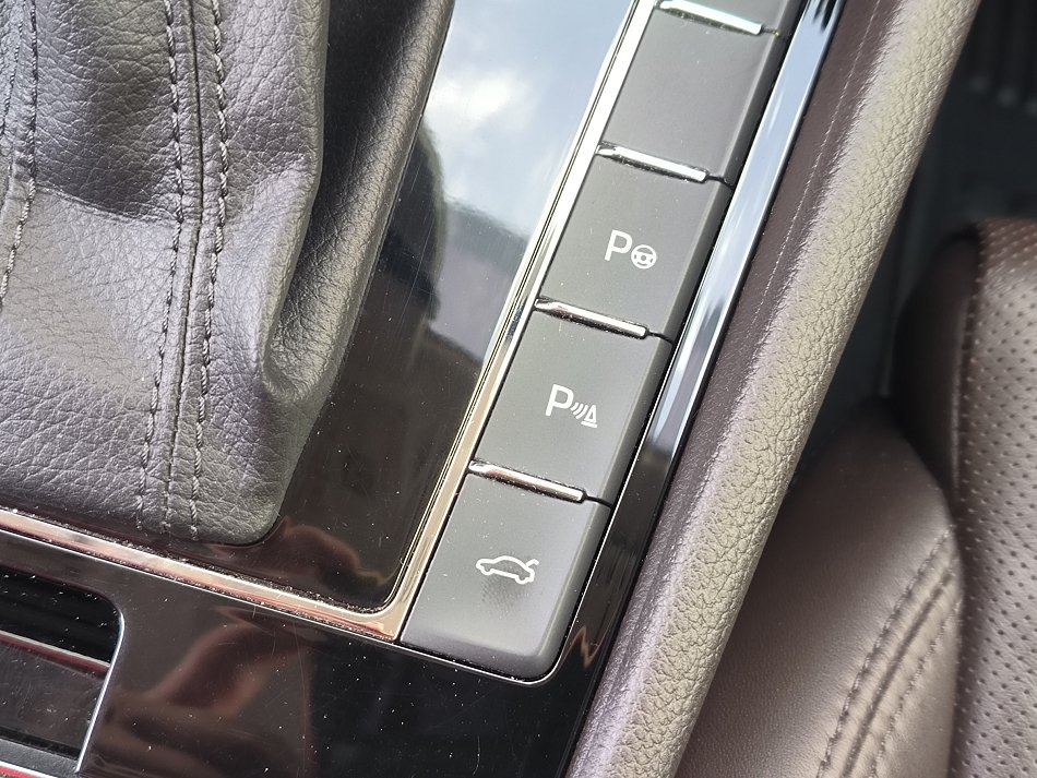 Škoda Superb III 2.0 TSI  4x4