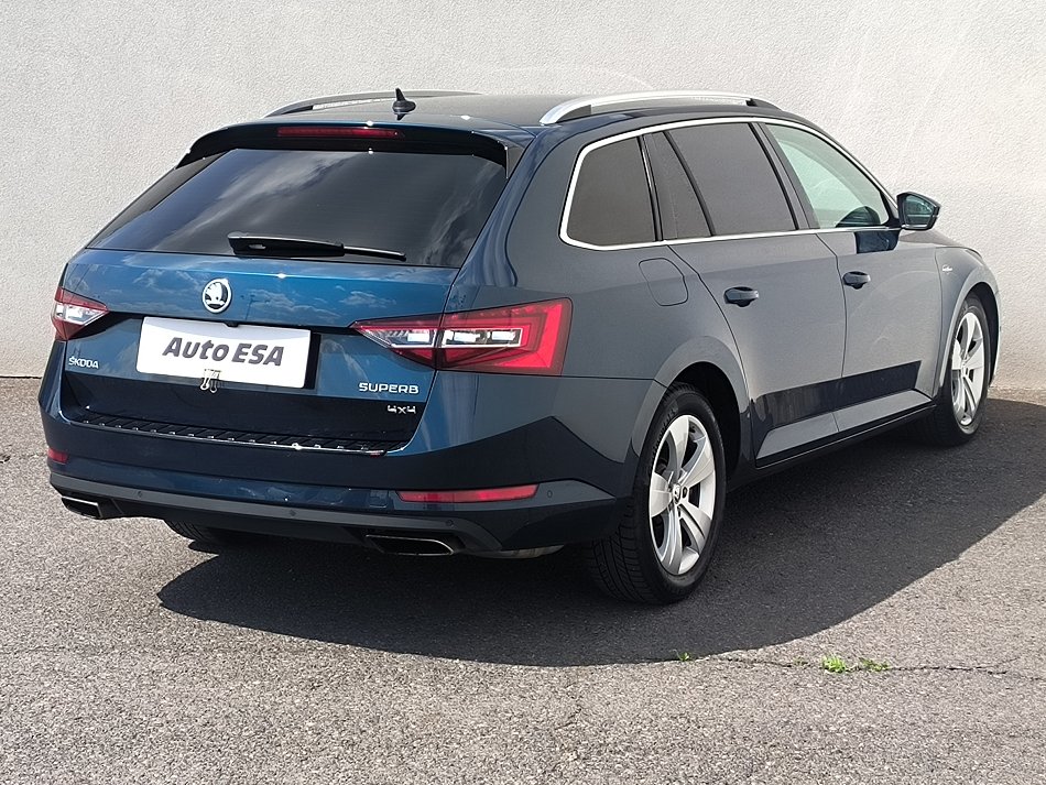 Škoda Superb III 2.0 TSI  4x4