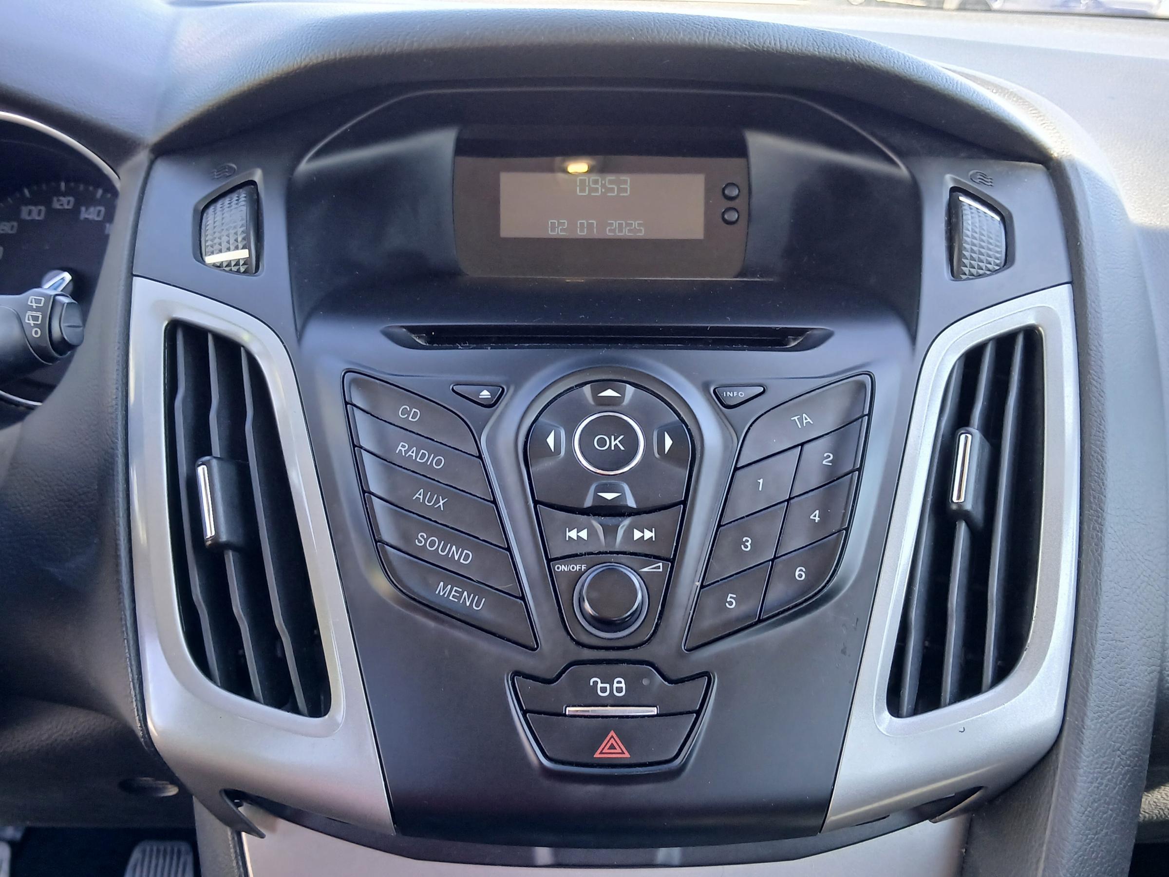 Ford Focus, 2011 - pohled č. 15