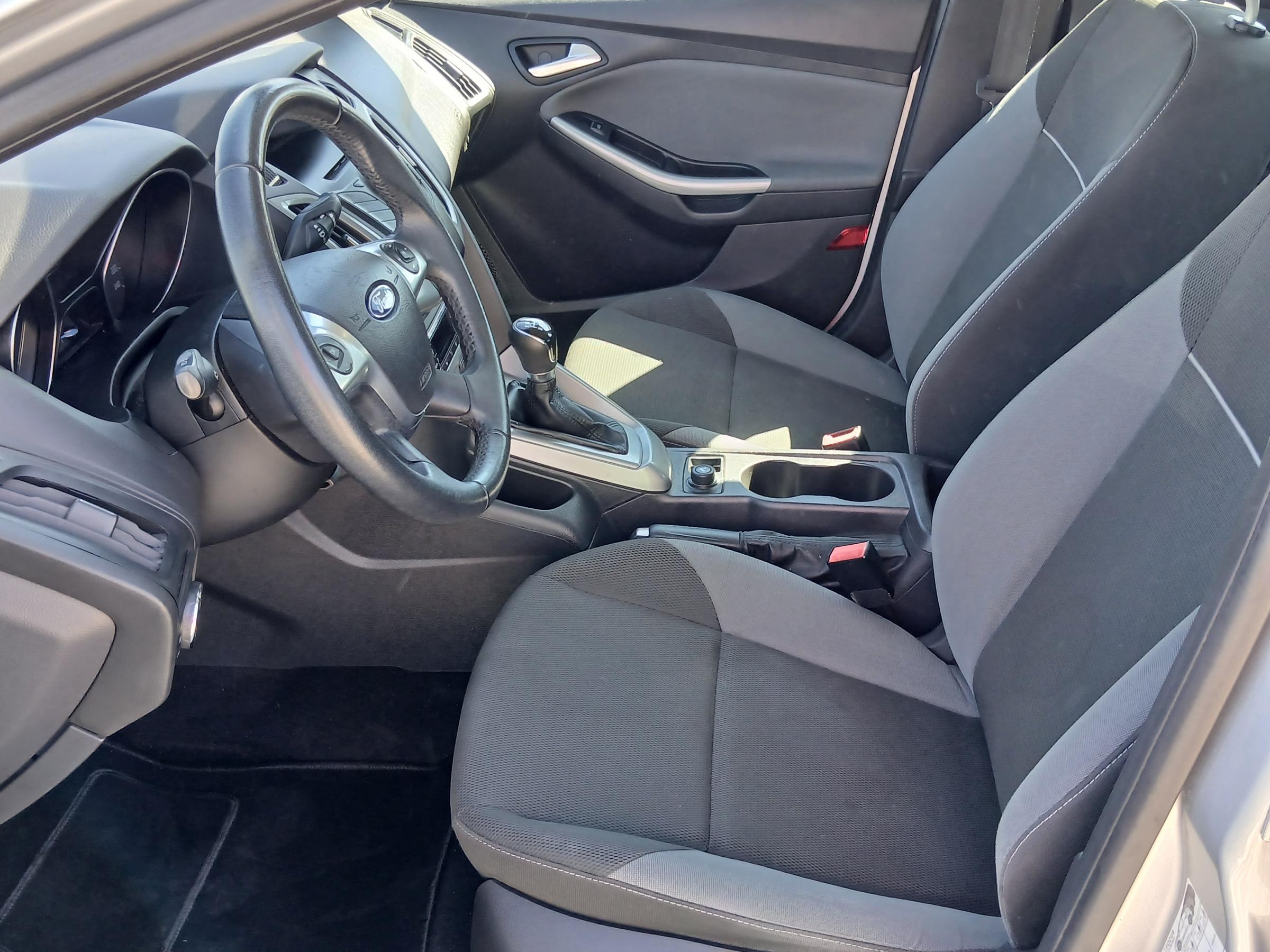 Ford Focus, 2011 - pohled č. 9