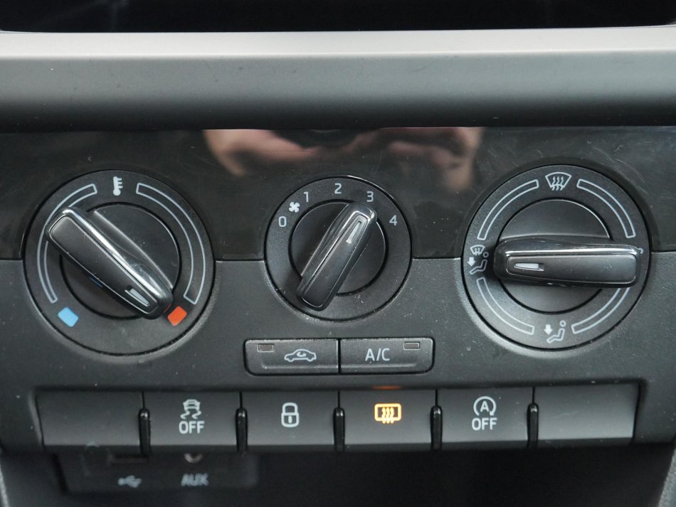 Škoda Rapid 1.0 TSi Active