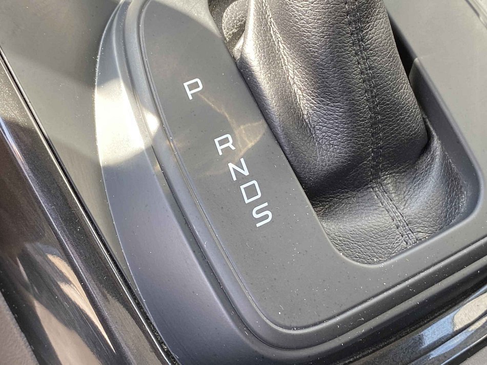 Ford Kuga 1.5 EB Titanium