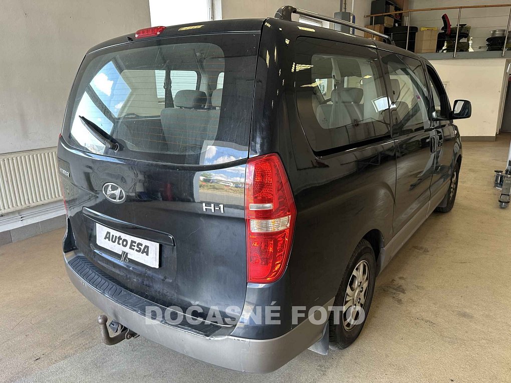 Hyundai H 1 2.5CRDI 