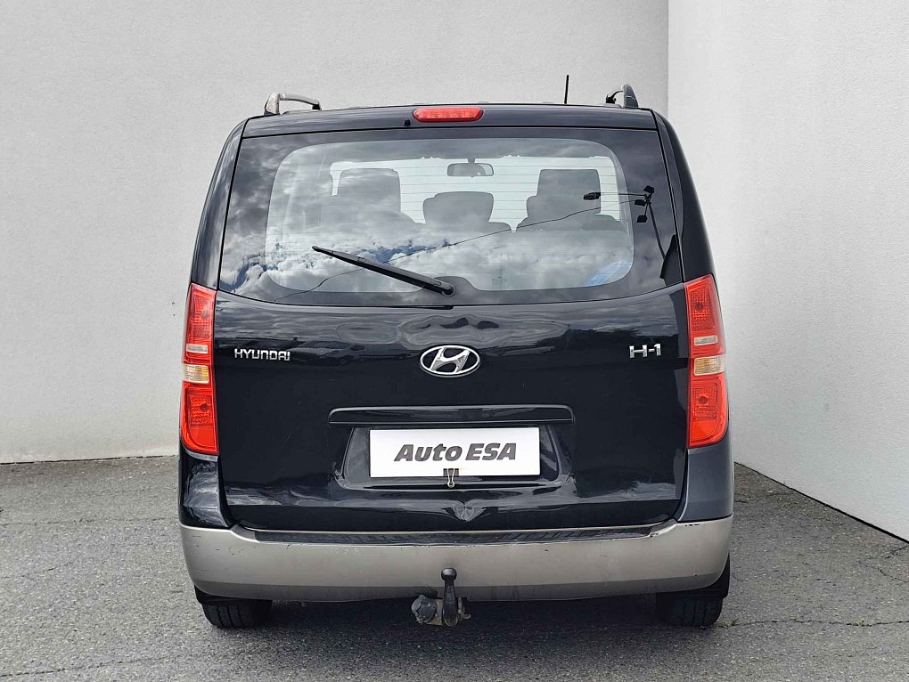 Hyundai H 1 2.5CRDI  8míst