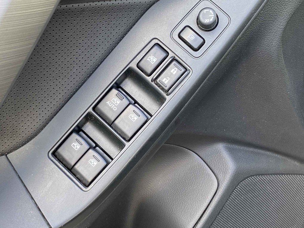 Subaru Forester 2.0i  4x4