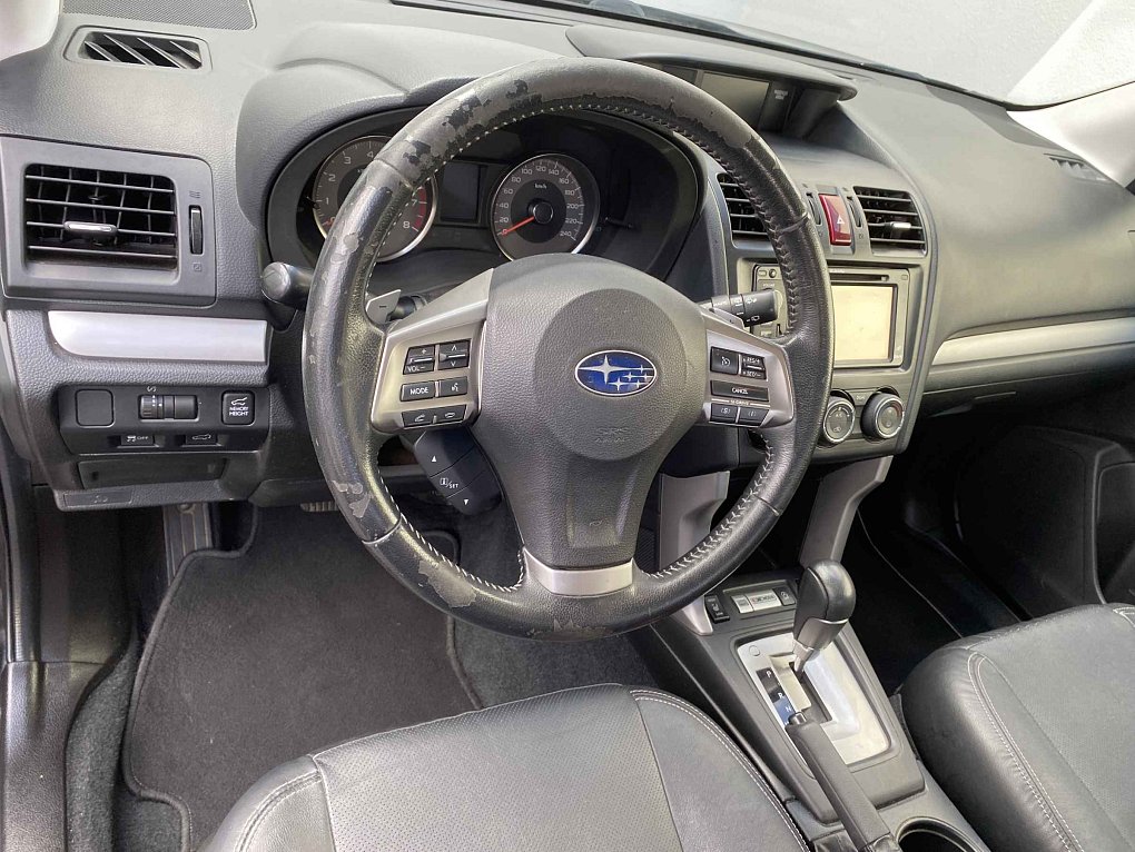 Subaru Forester 2.0i  4x4