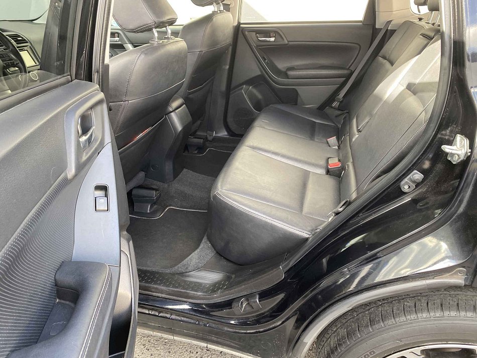 Subaru Forester 2.0i  4x4