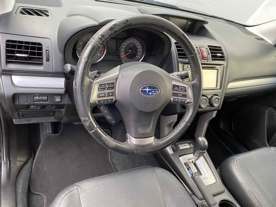 Subaru Forester 2.0i  4x4