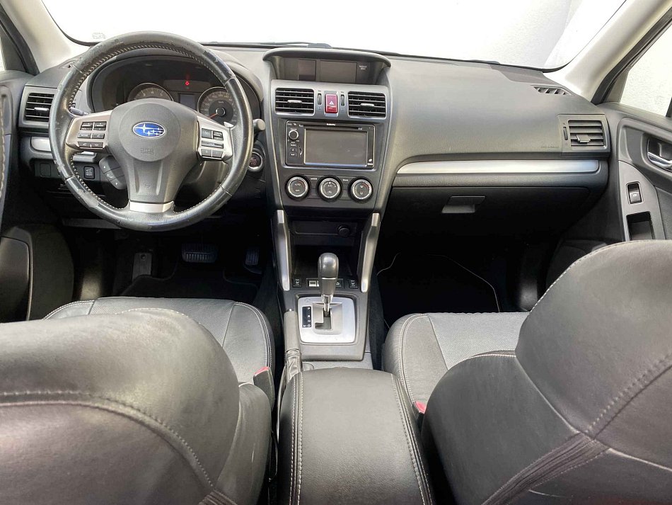 Subaru Forester 2.0i  4x4