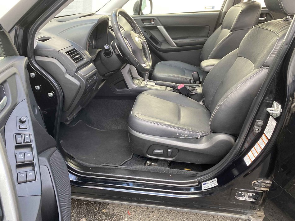 Subaru Forester 2.0i  4x4