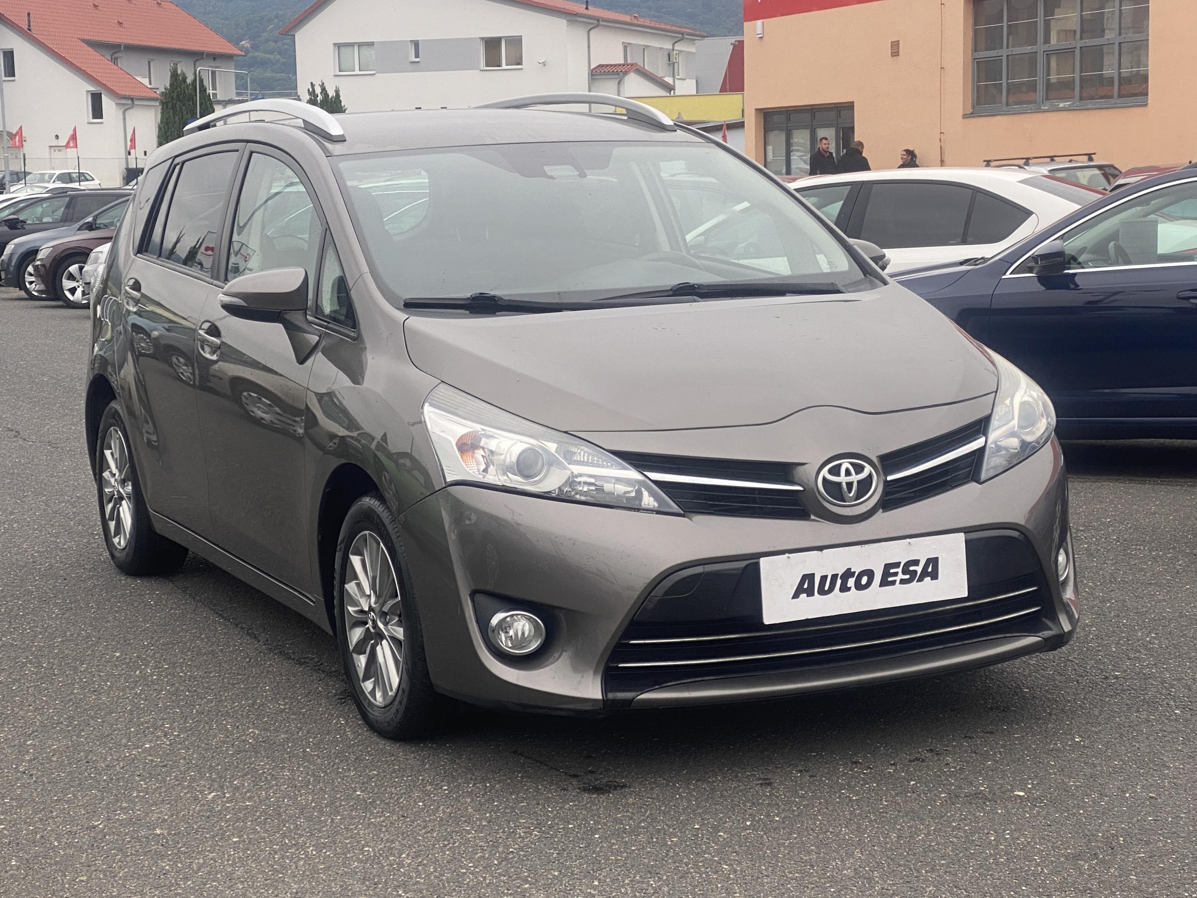 Toyota Verso, 2016