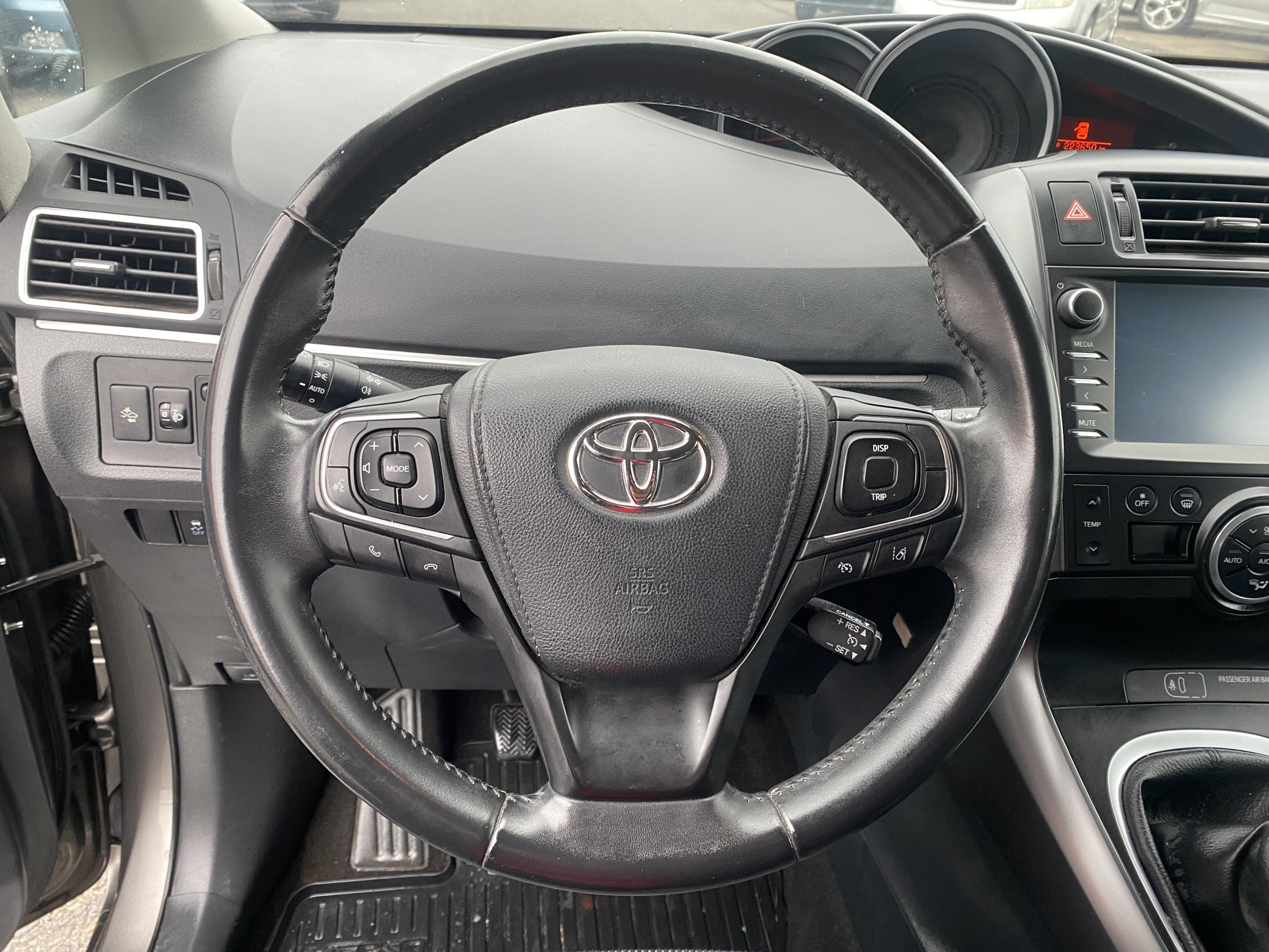 Toyota Verso, 2016 - pohled č. 11