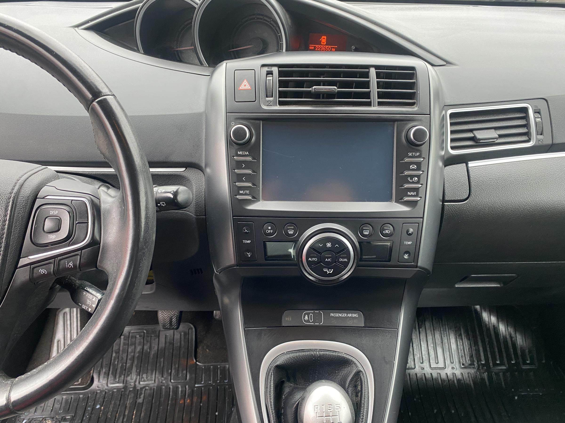 Toyota Verso, 2016 - pohled č. 14