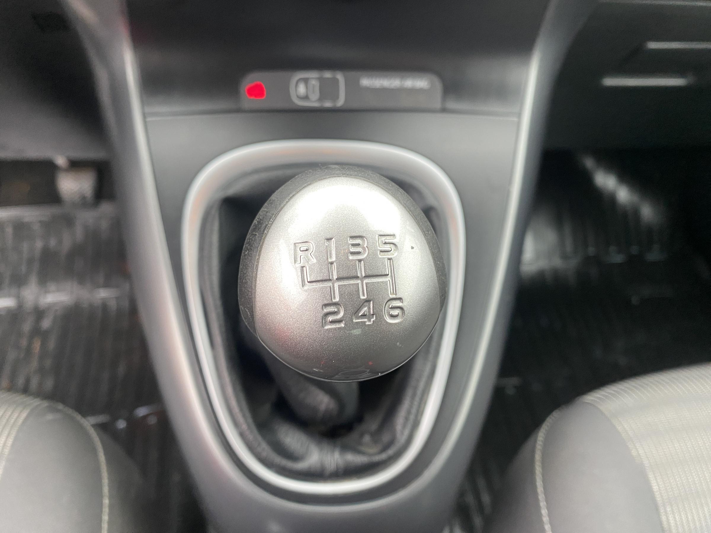 Toyota Verso, 2016 - pohled č. 18