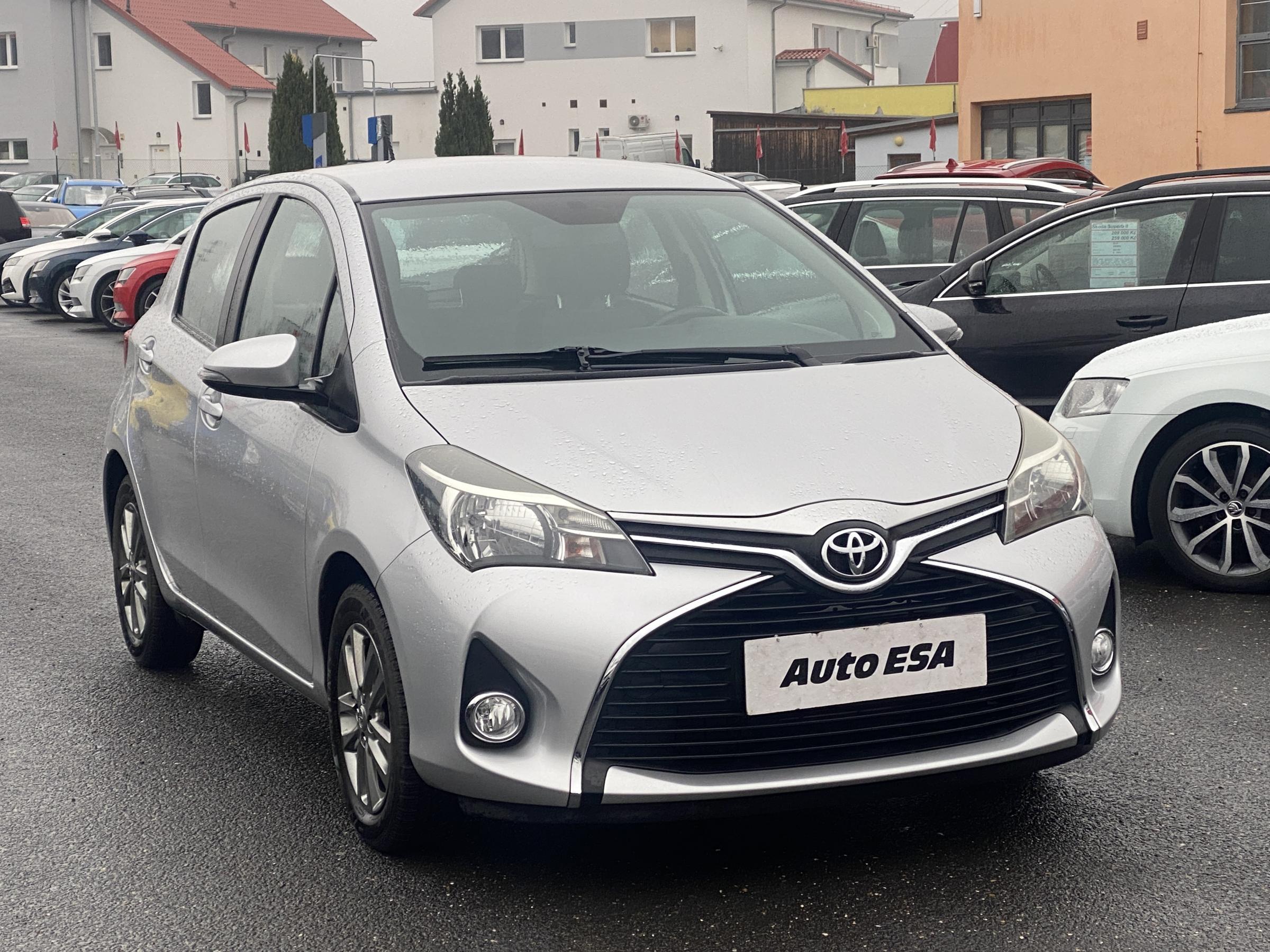 Toyota Yaris, 2015
