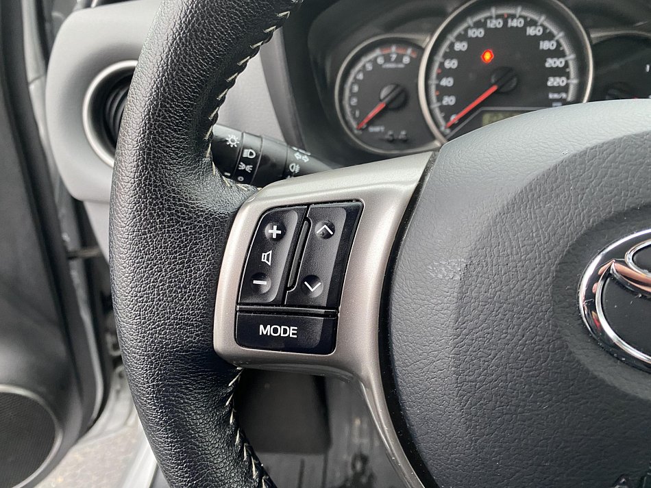 Toyota Yaris 1.3 VVT-i Trend