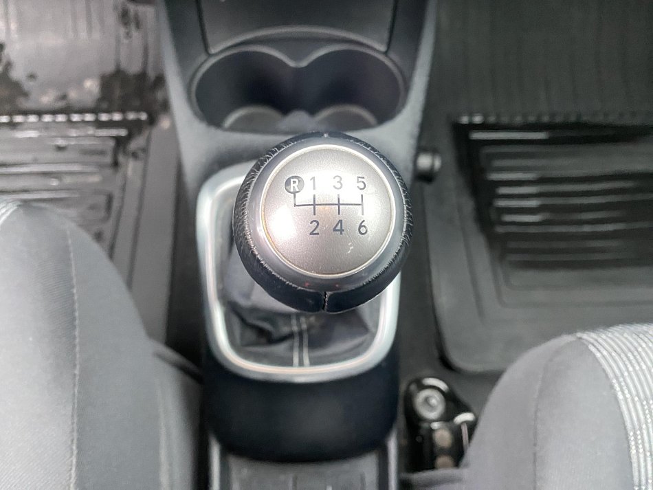 Toyota Yaris 1.3 VVT-i Trend