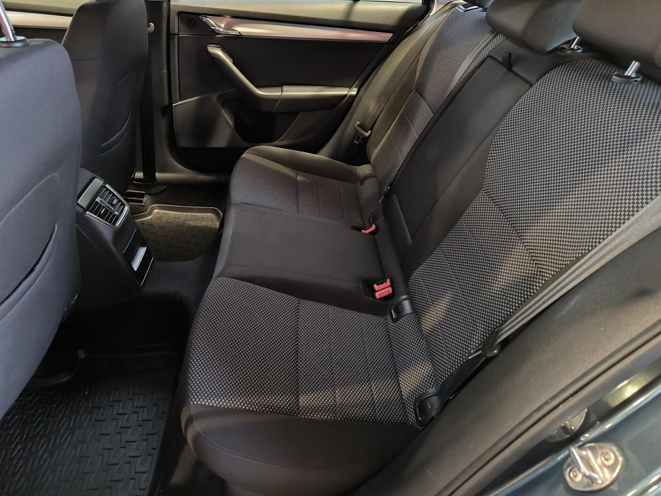 Škoda Octavia III 1.6TDi  4x4