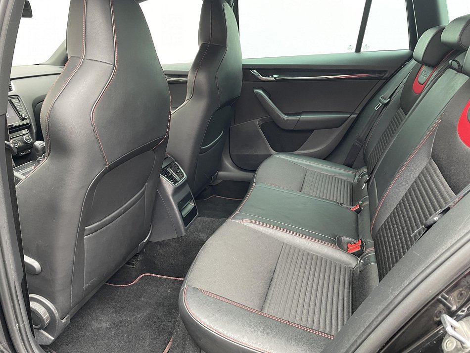 Škoda Octavia III 2.0 TDi RS