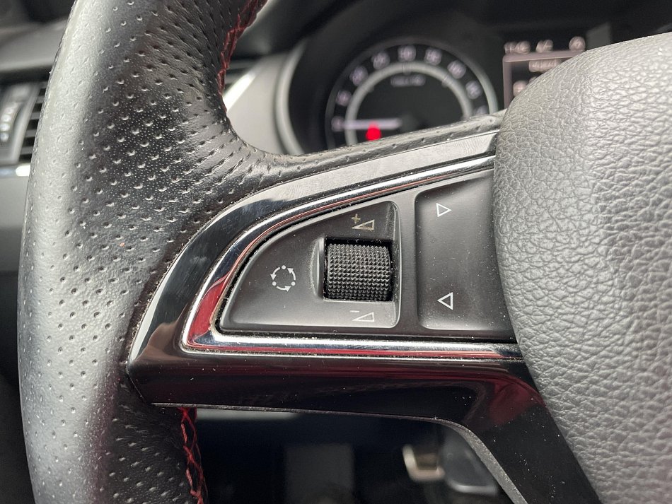 Škoda Octavia III 2.0 TDi RS