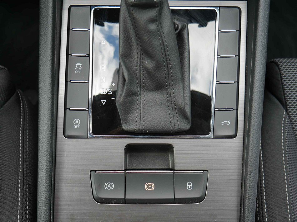 Škoda Superb III 2.0TDi Style
