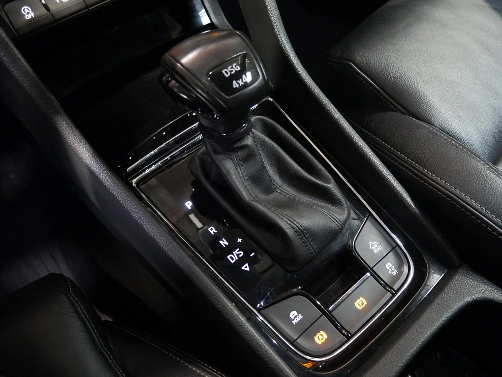 Škoda Karoq 2.0 TDi Style Plus 4x4