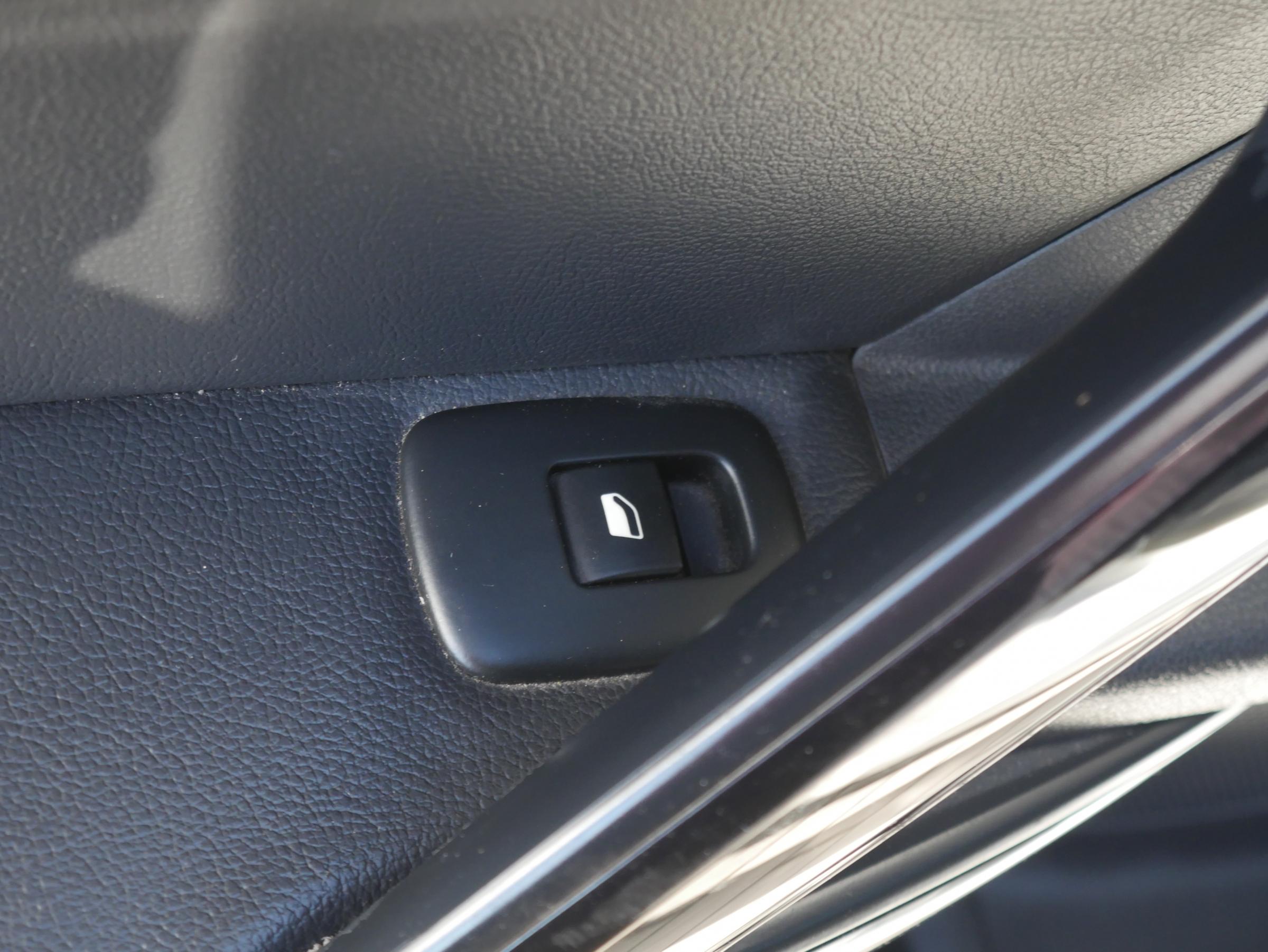 Peugeot 508, 2011 - pohled č. 12