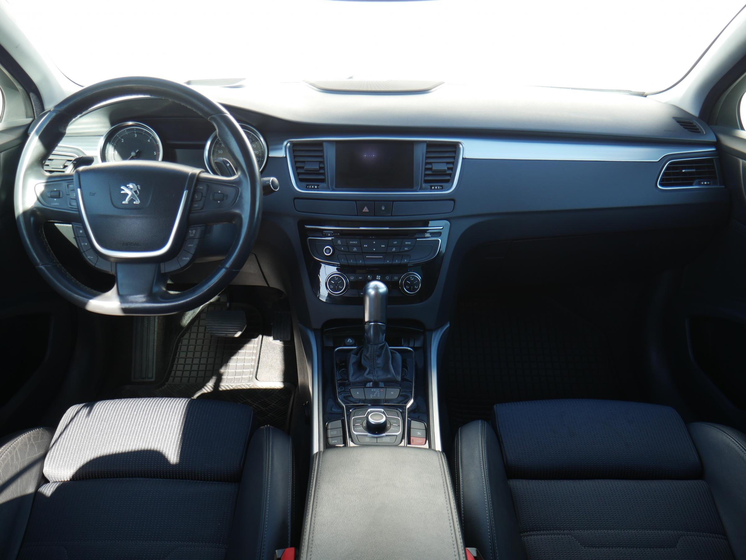 Peugeot 508, 2011 - pohled č. 8