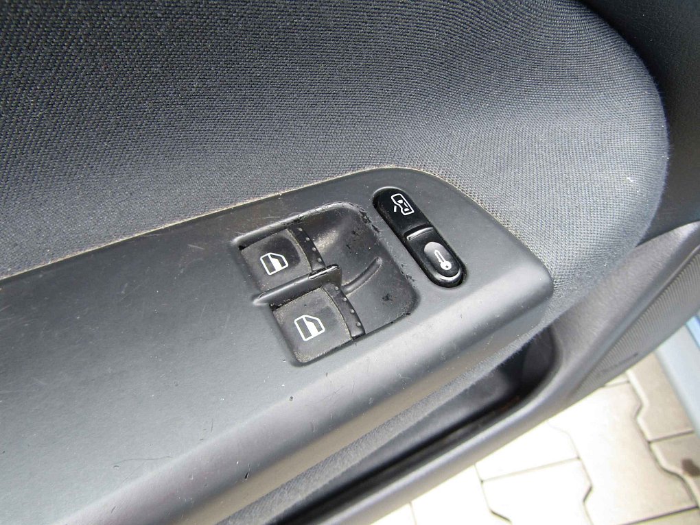 Škoda Octavia 1.6 MPi  Tour