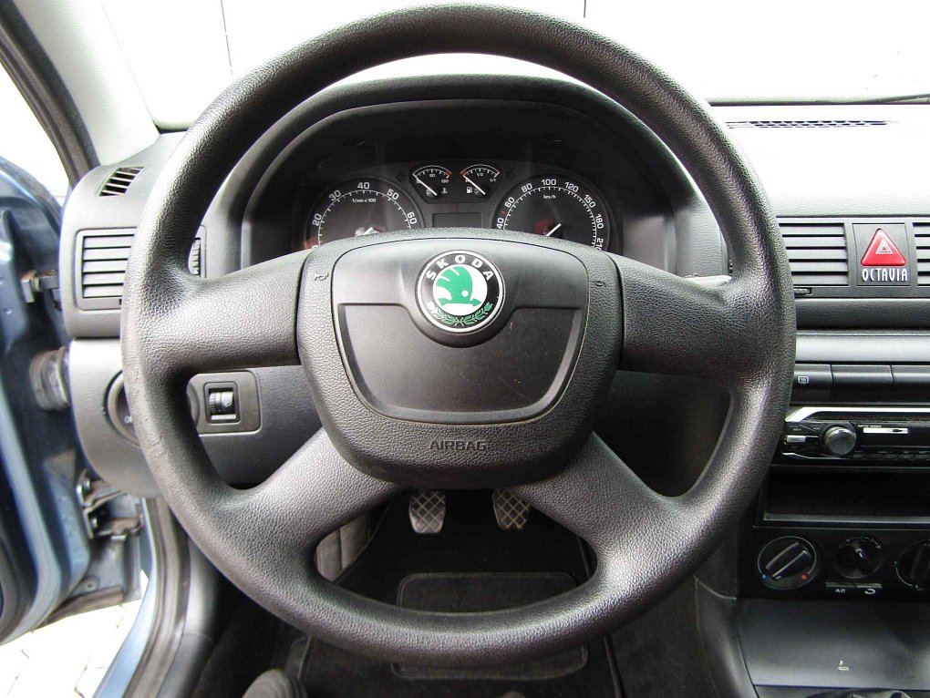 Škoda Octavia 1.6 MPi  Tour