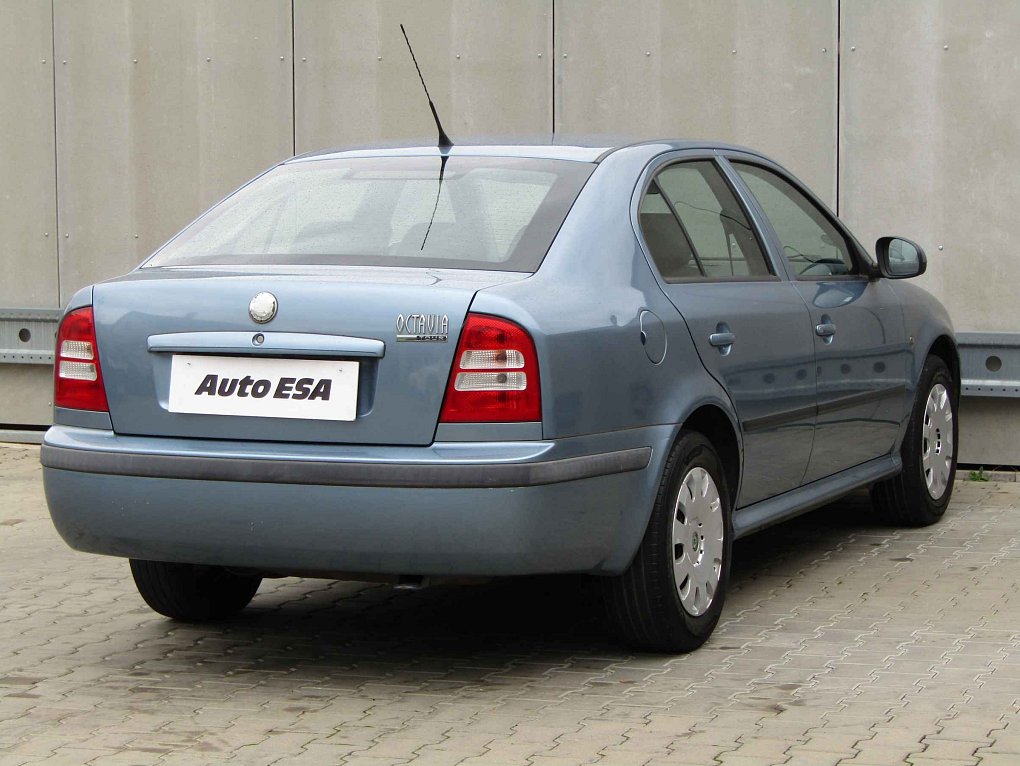 Škoda Octavia 1.6 MPi  Tour