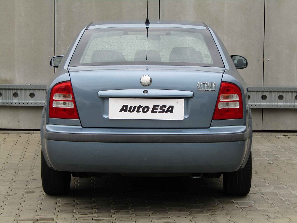 Škoda Octavia 1.6 MPi  Tour