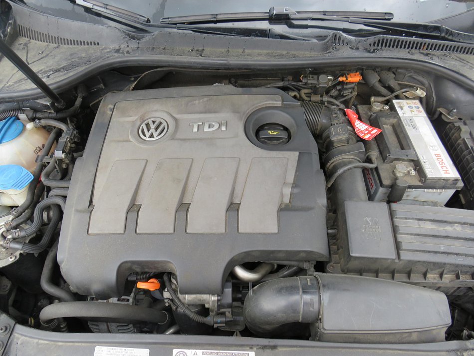 Volkswagen Golf 1.6TDI  VI