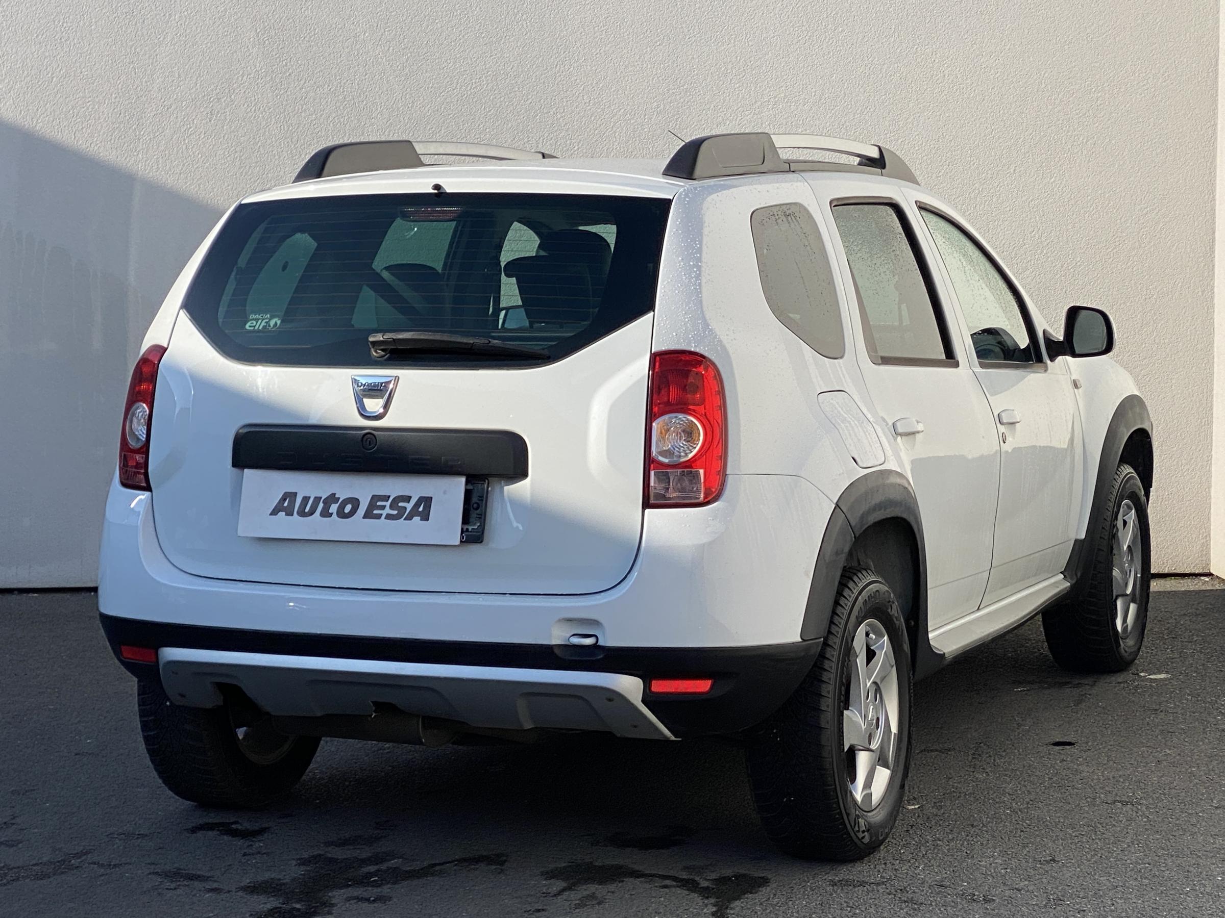 Dacia Duster, 2012 - pohled č. 4