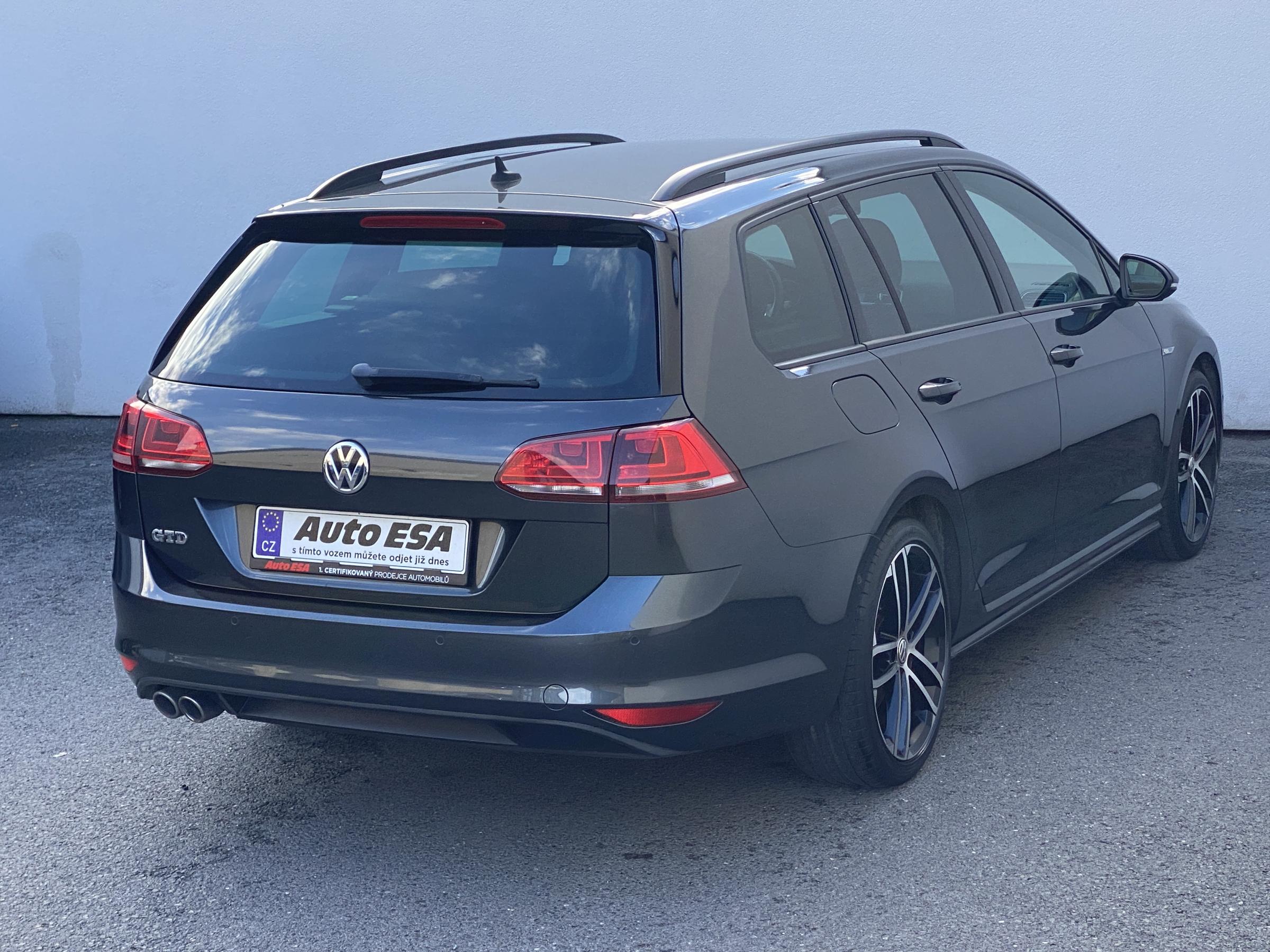 Volkswagen Golf, 2015 - pohled č. 4