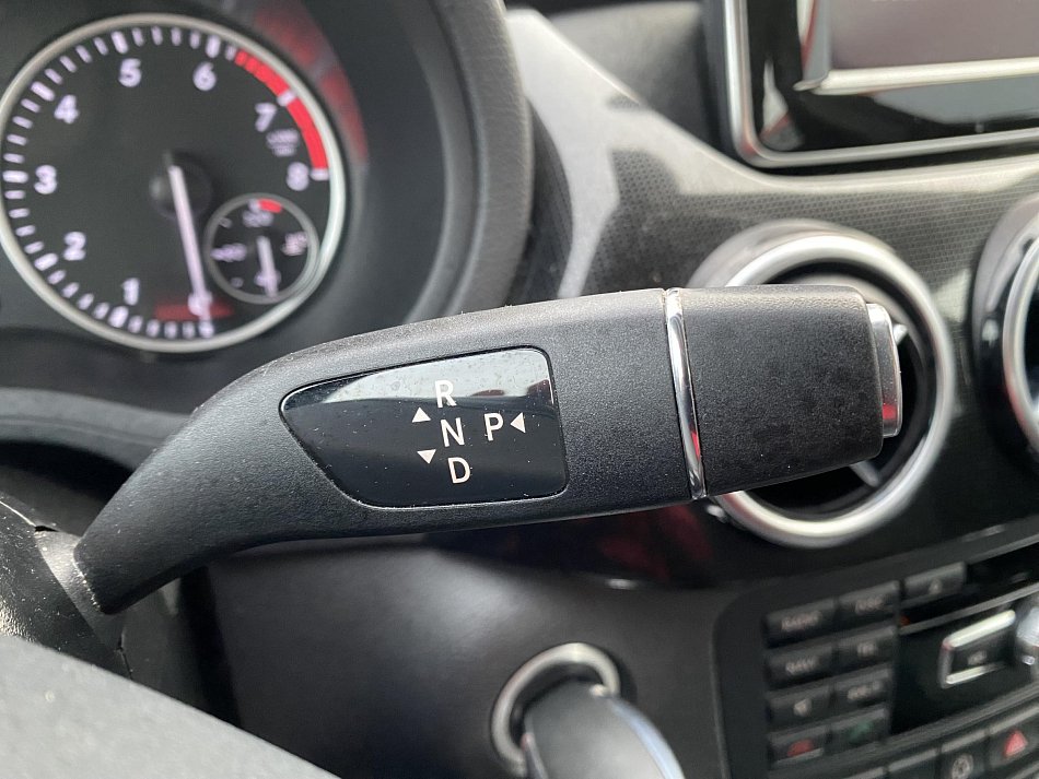 Mercedes-Benz Třída B 2.0i 