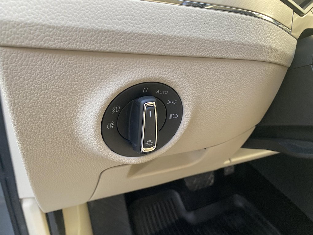 Škoda Superb III 2.0 TDi Style