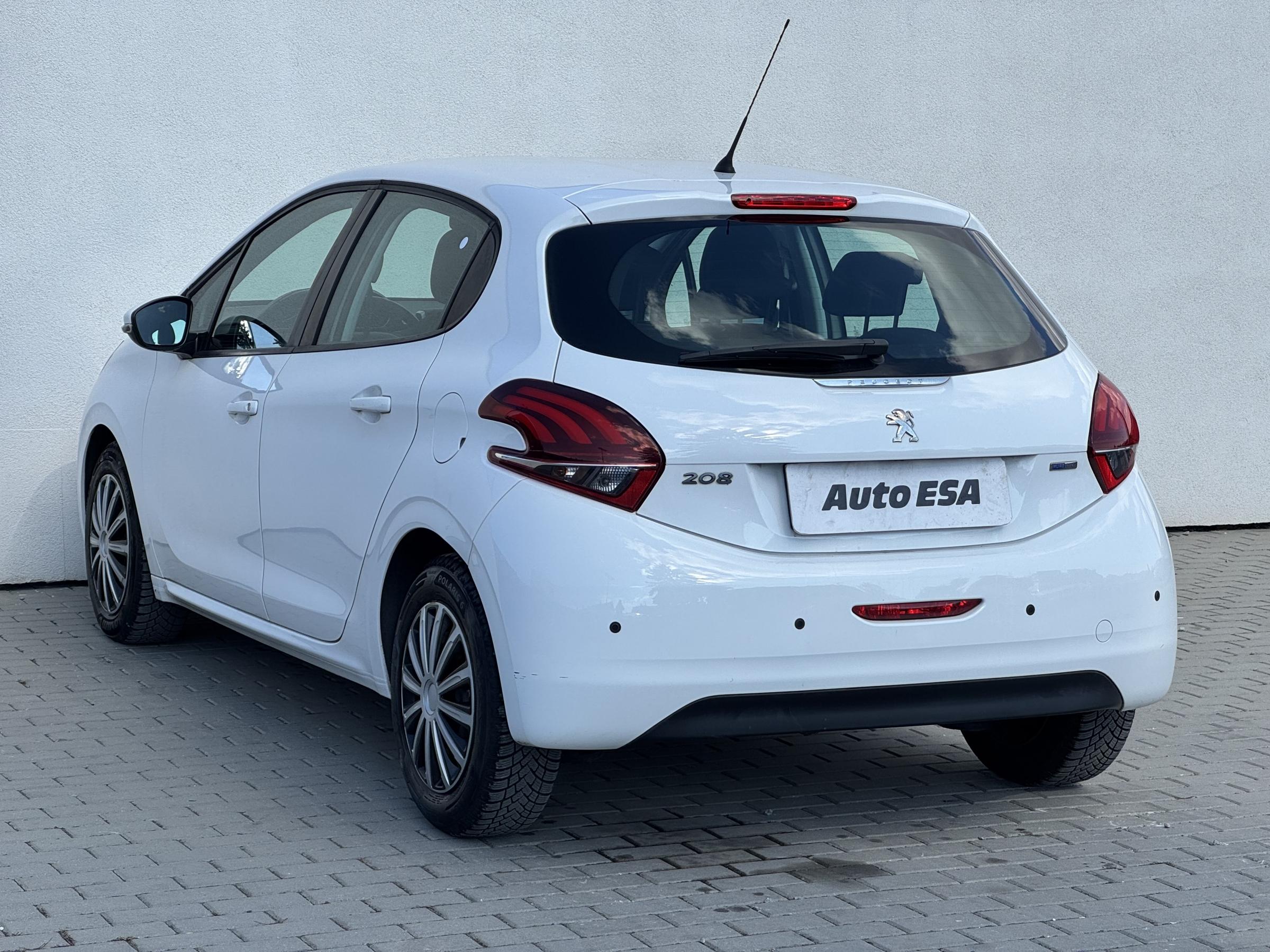 Peugeot 208, 2016 - pohled č. 6