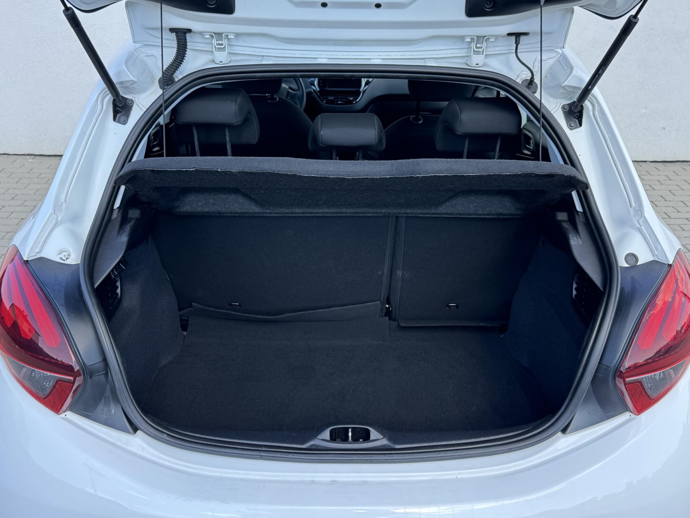 Peugeot 208, 2016 - pohled č. 7