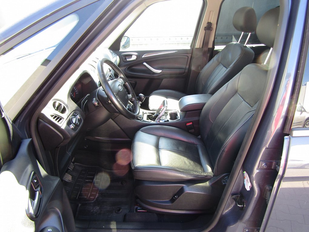 Ford Galaxy 2.2 TDCi 
