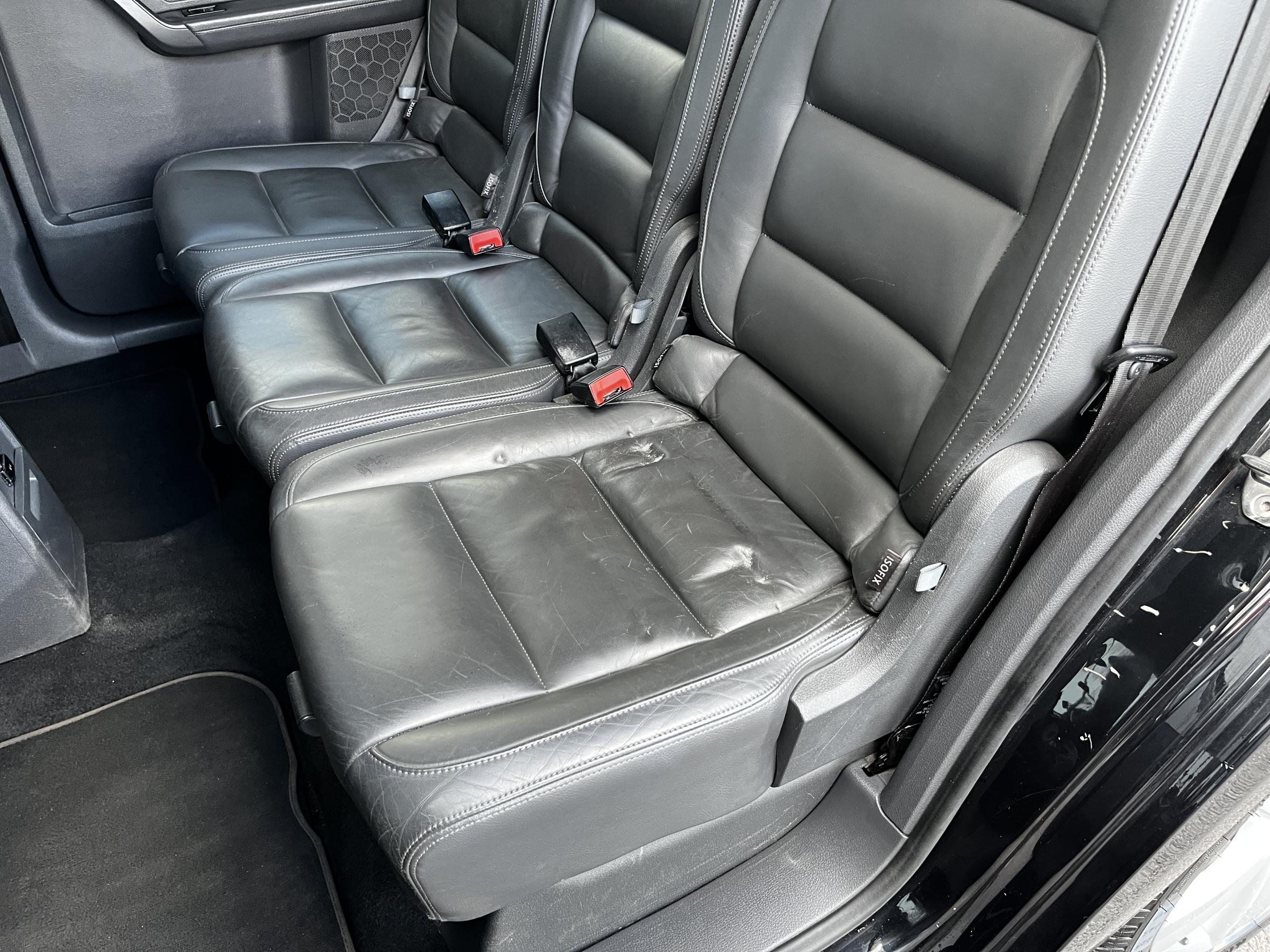 Volkswagen Touran, 2010 - pohled č. 10