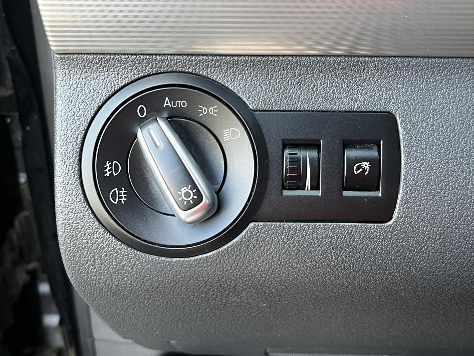 Volkswagen Touran 2.0 TDi Highline