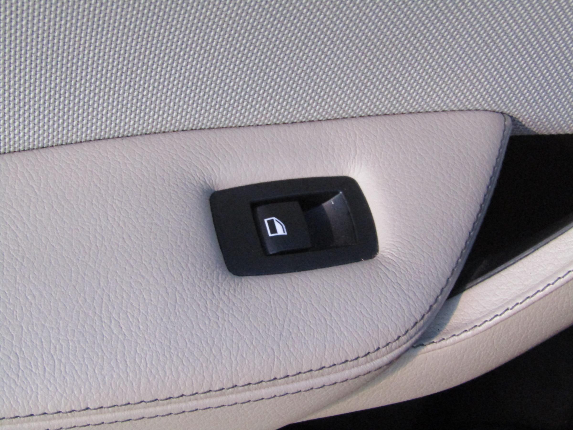 BMW X3, 2014 - pohled č. 12