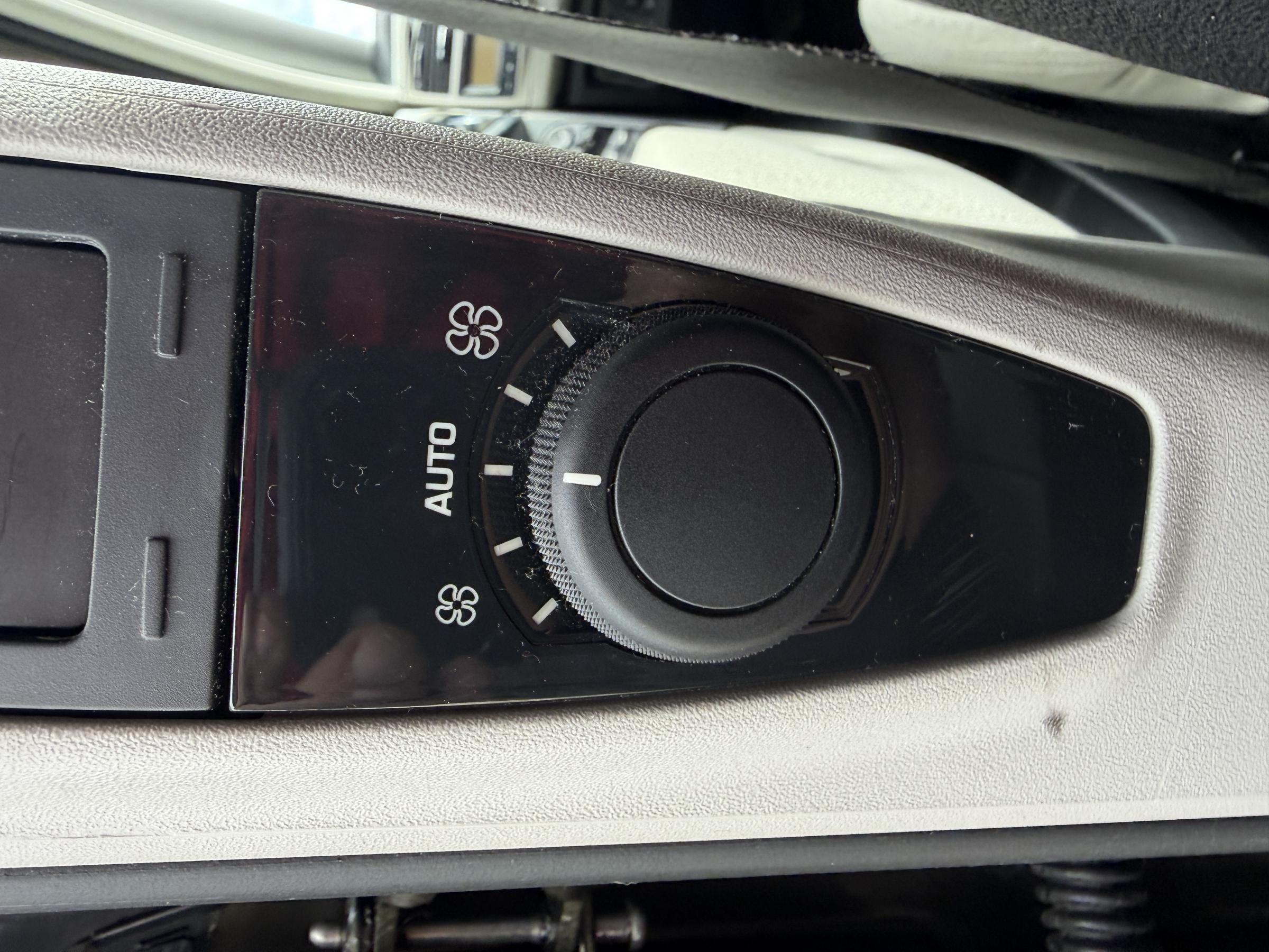 Citroën C4 Picasso, 2013 - pohled č. 14