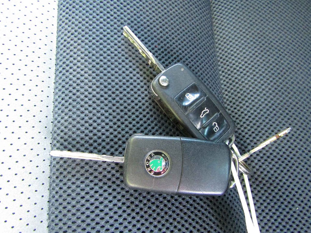 Škoda Octavia II 2.0 TDi RS