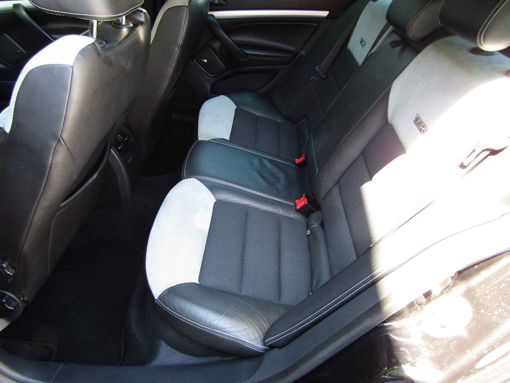 Škoda Octavia II 2.0 TDi RS