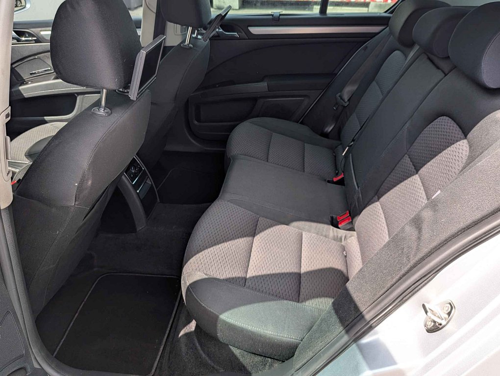 Škoda Superb II 2.0TDi Elegance